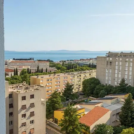 Perla - Two Bedroom With Stunning View アパート