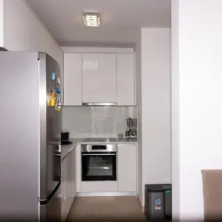 Perla - Two Bedroom With Stunning View Apartment